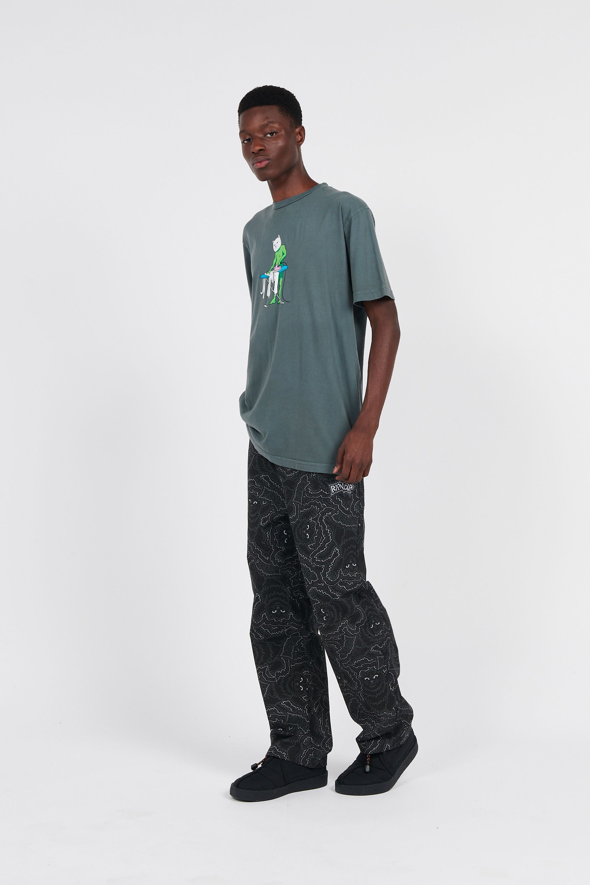 RIPNDIP T-shirt Laundry Day Tee Anthracite
