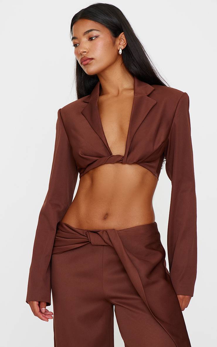 Marron Chocolat Blazer Court À Manches Longues Avec Détail Torsadé Coordonné