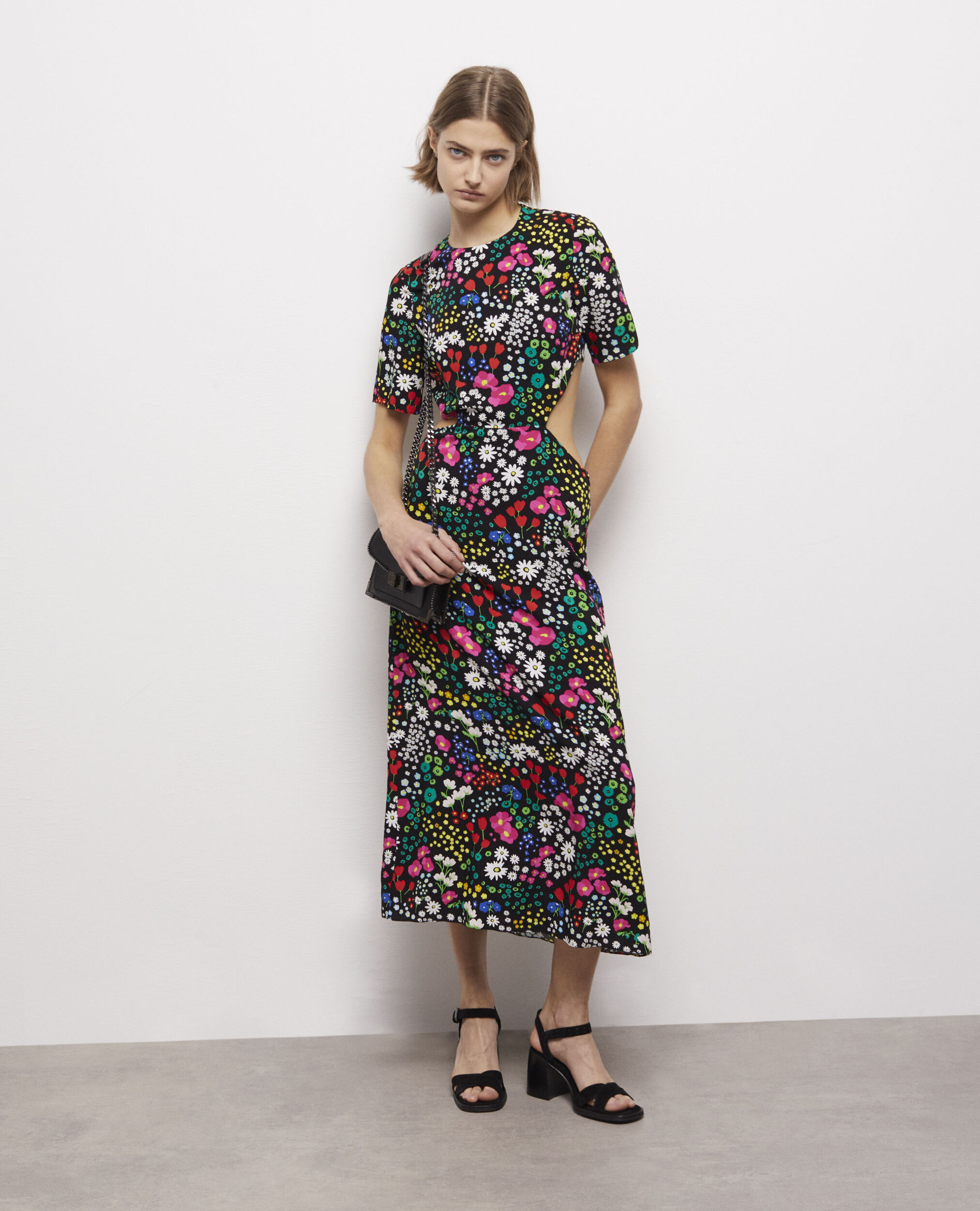 Robe longue imprimée avec ouvertures