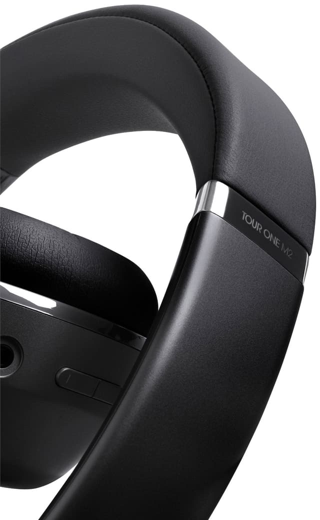 JBL Tour One M2 trådløs around-ear høretelefoner (sort)