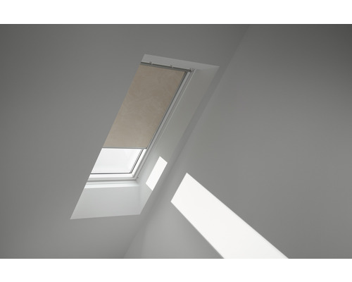 VELUX verduisterend rolgordijn, zandbeige met stippenpatroon, handmatig, wit frame, DKL PK04 4579SWL