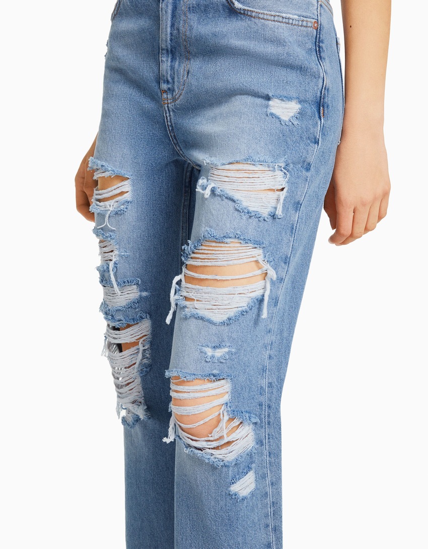 Calça jeans cropped reta rasgada