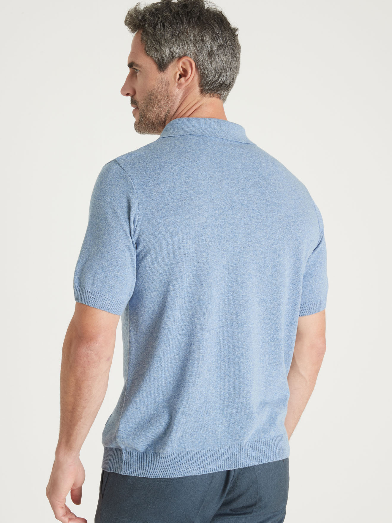 Pull col polo zippé manches courtes