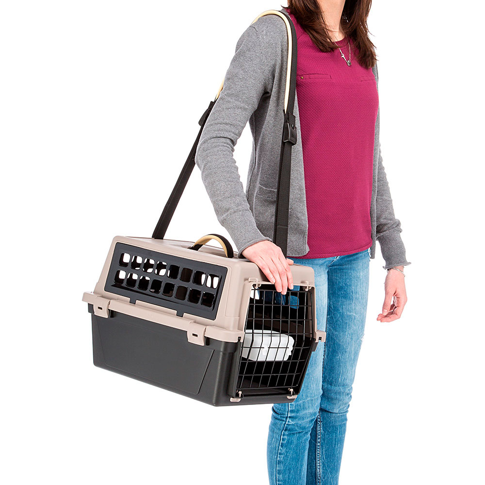 Porte-chiens chats voyage ferplast atlas trendy plus avec bandoulière 2 couleurs