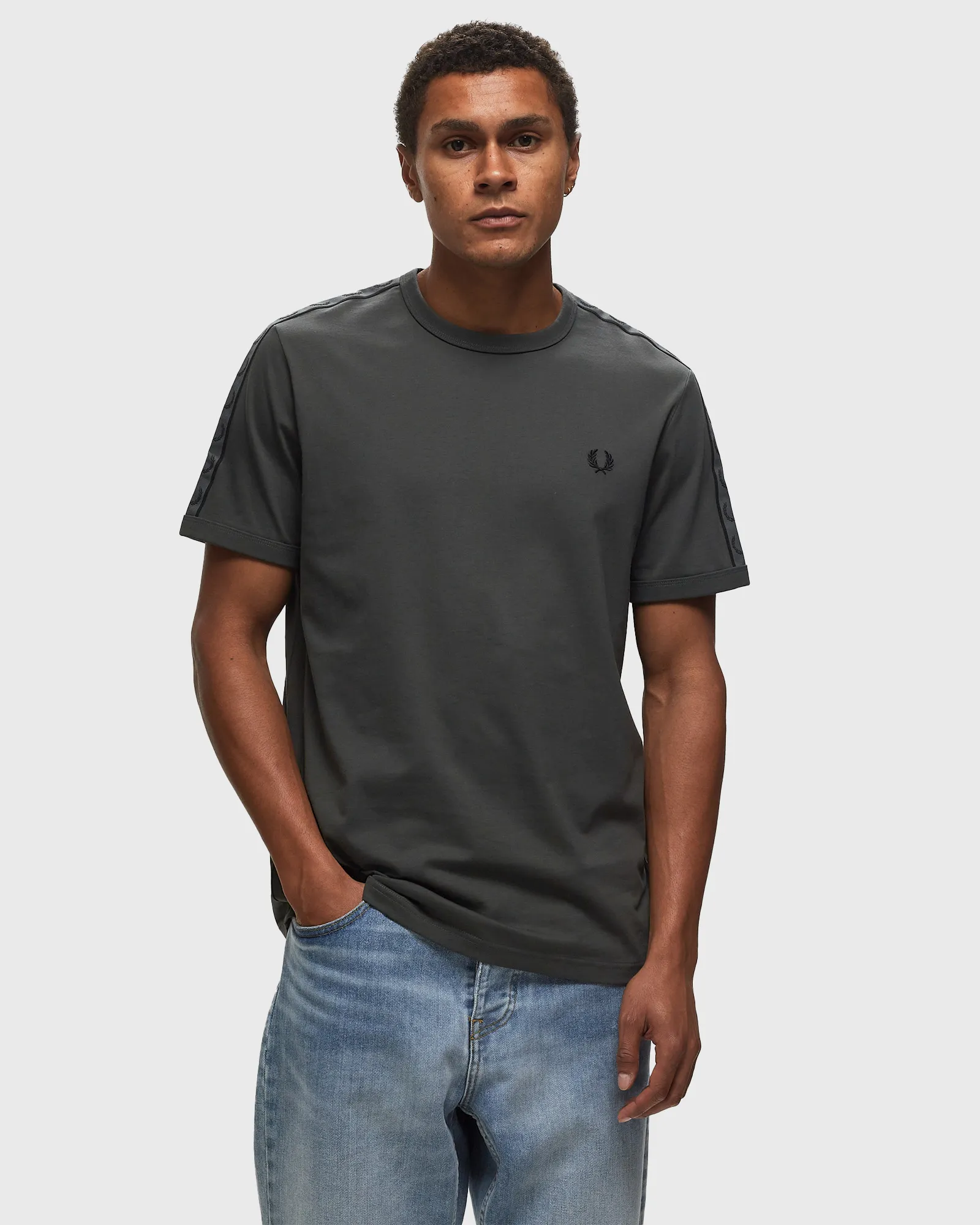 Fred Perry CONTRAST TAPE RINGER TEE
