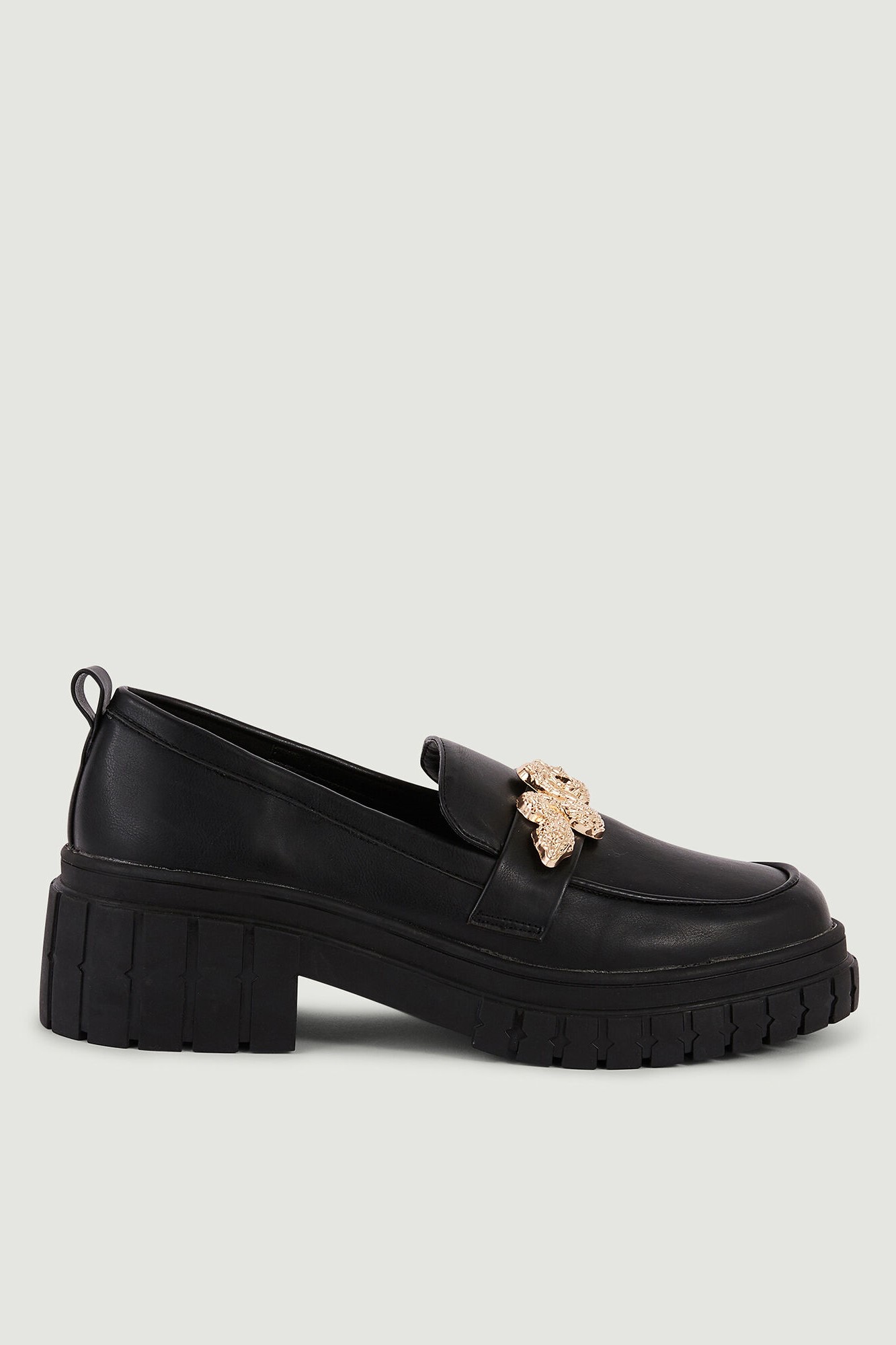 Mocassins robustos de couro sintético