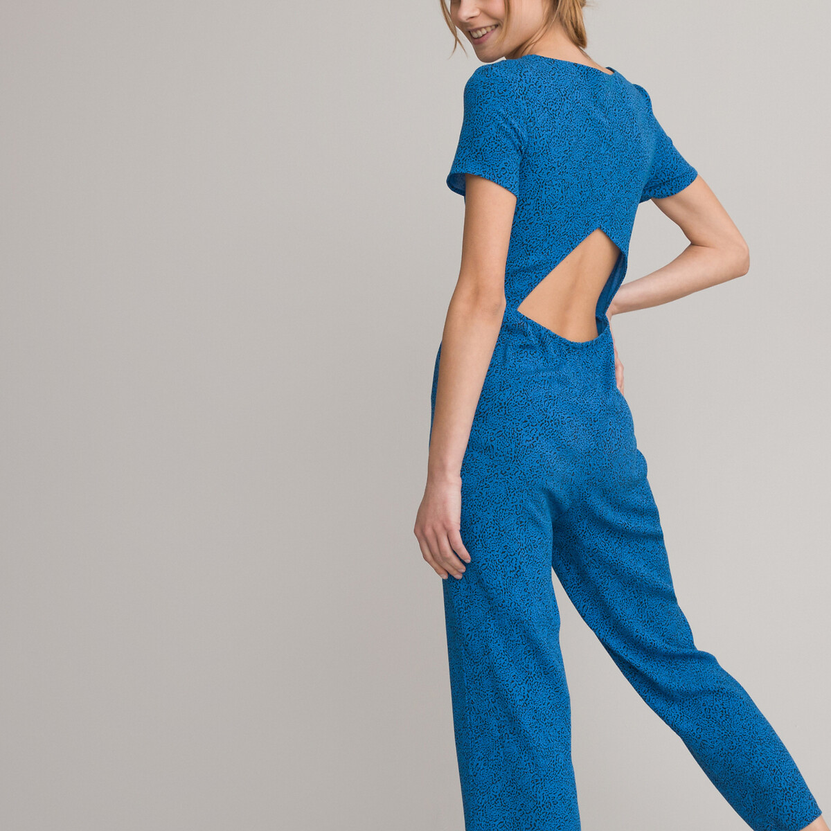 COLEÇÕES LA REDOUTE<br>Macacão solto e estampado, com um belo decote nas costas