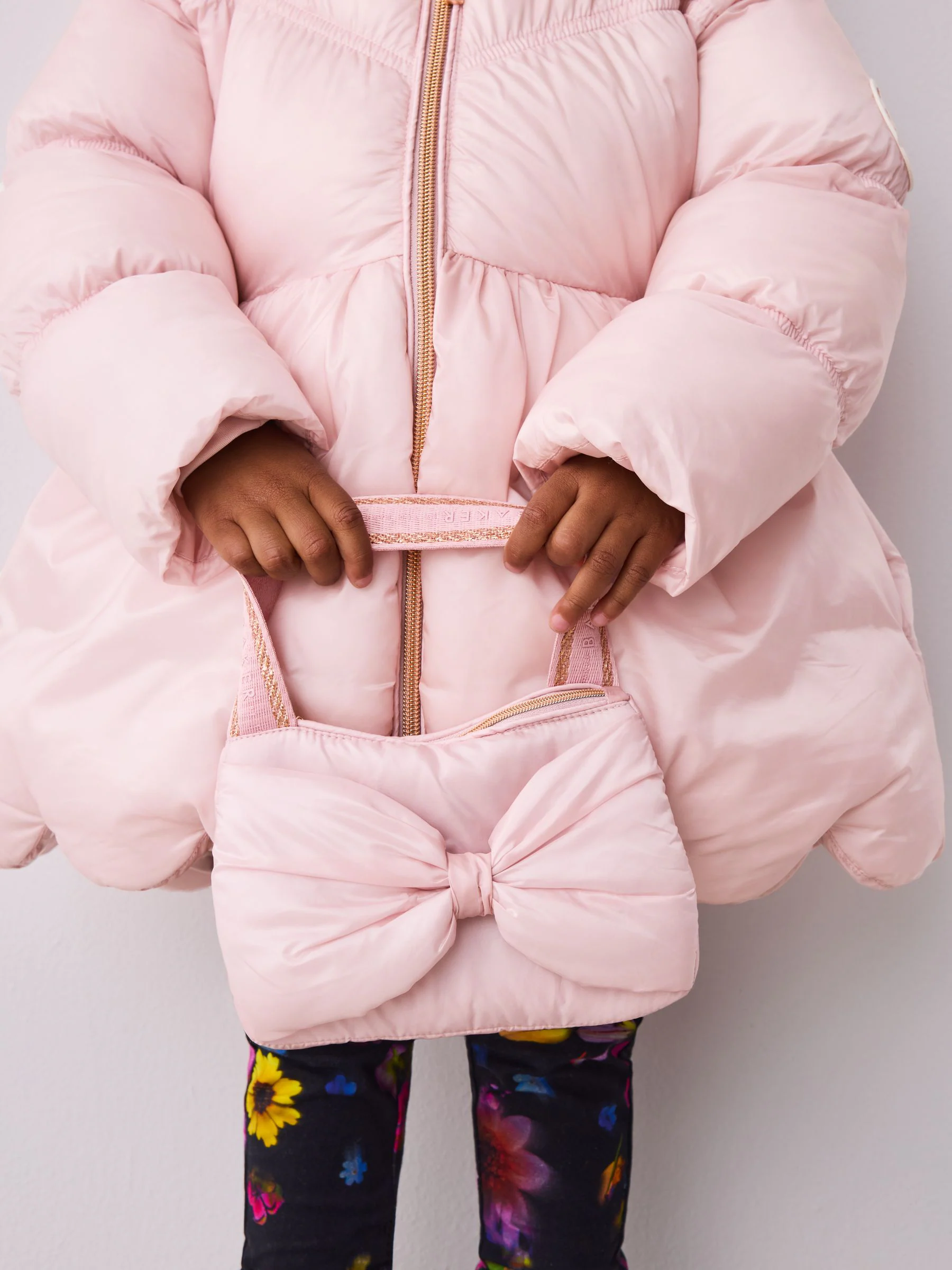 Roze - Baker by Ted Baker Regenbestendige gewatteerde jas met geschulpte rand en afneembare tas