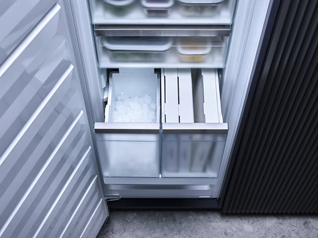 Miele Fryseskab FNS 7774 D Integreret