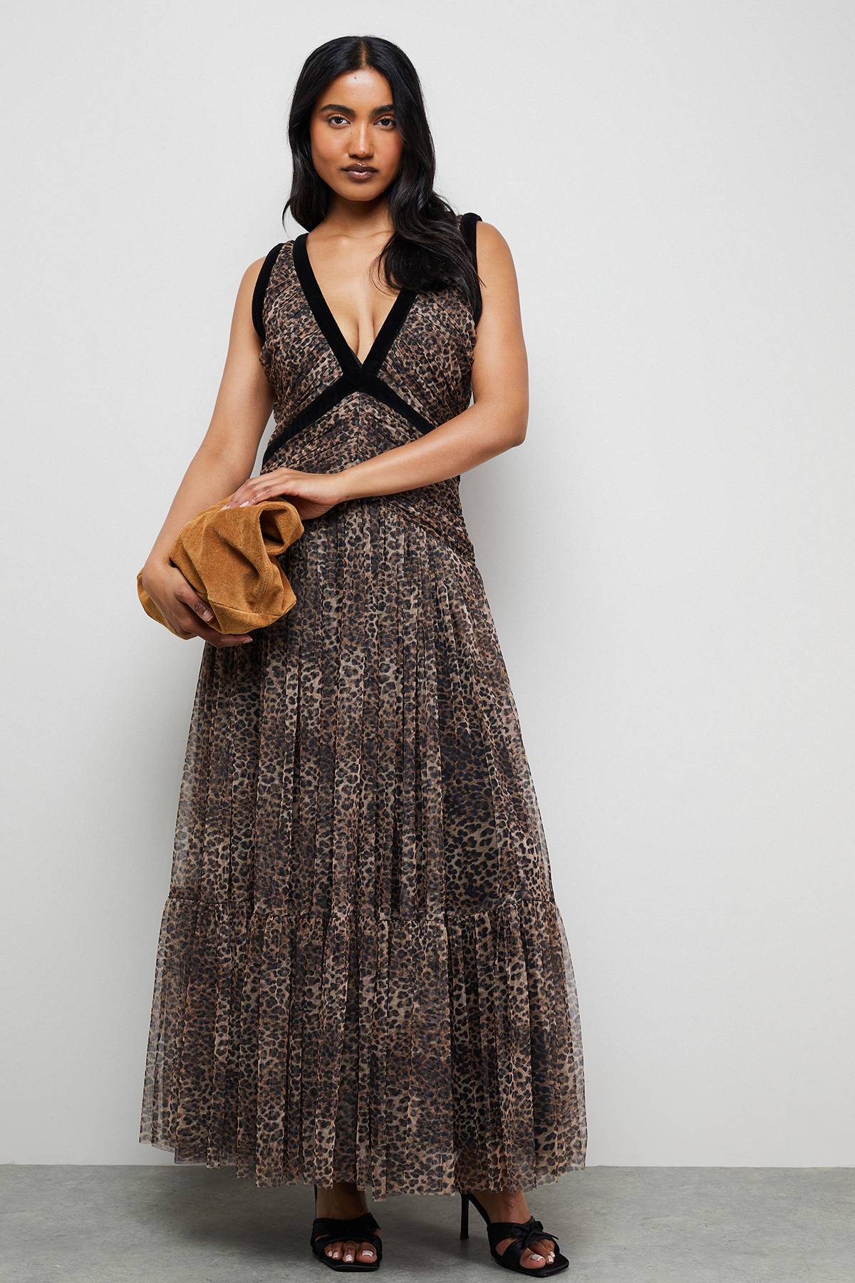 Warehouse Robe Maxi en Tulle Léopard avec Finitions Velours
