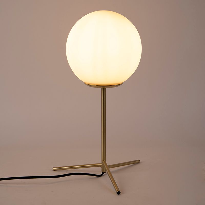 Art deco tafellamp messing met opaal glas 45,5 cm - Pallon