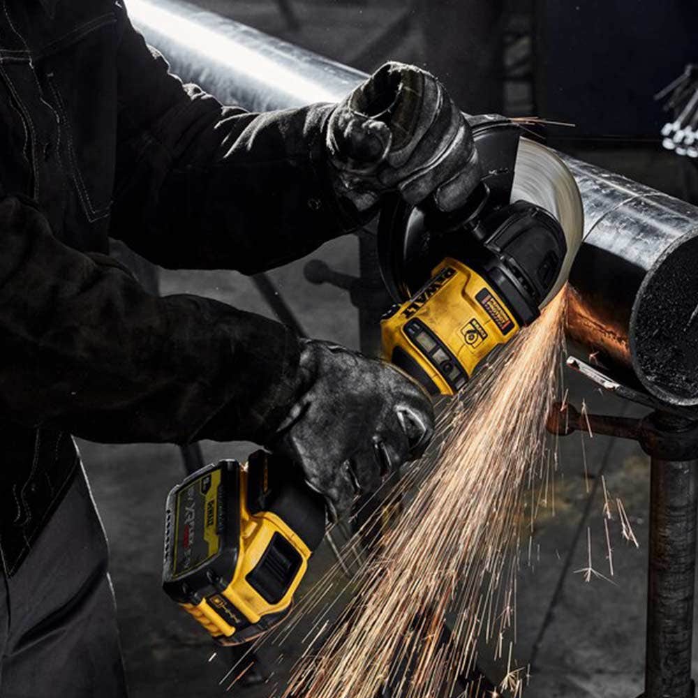 Esmerilhadeira angular DEWALT 54V XR FLEXVOLT 180mm - Modelo DCG440N-XJ
