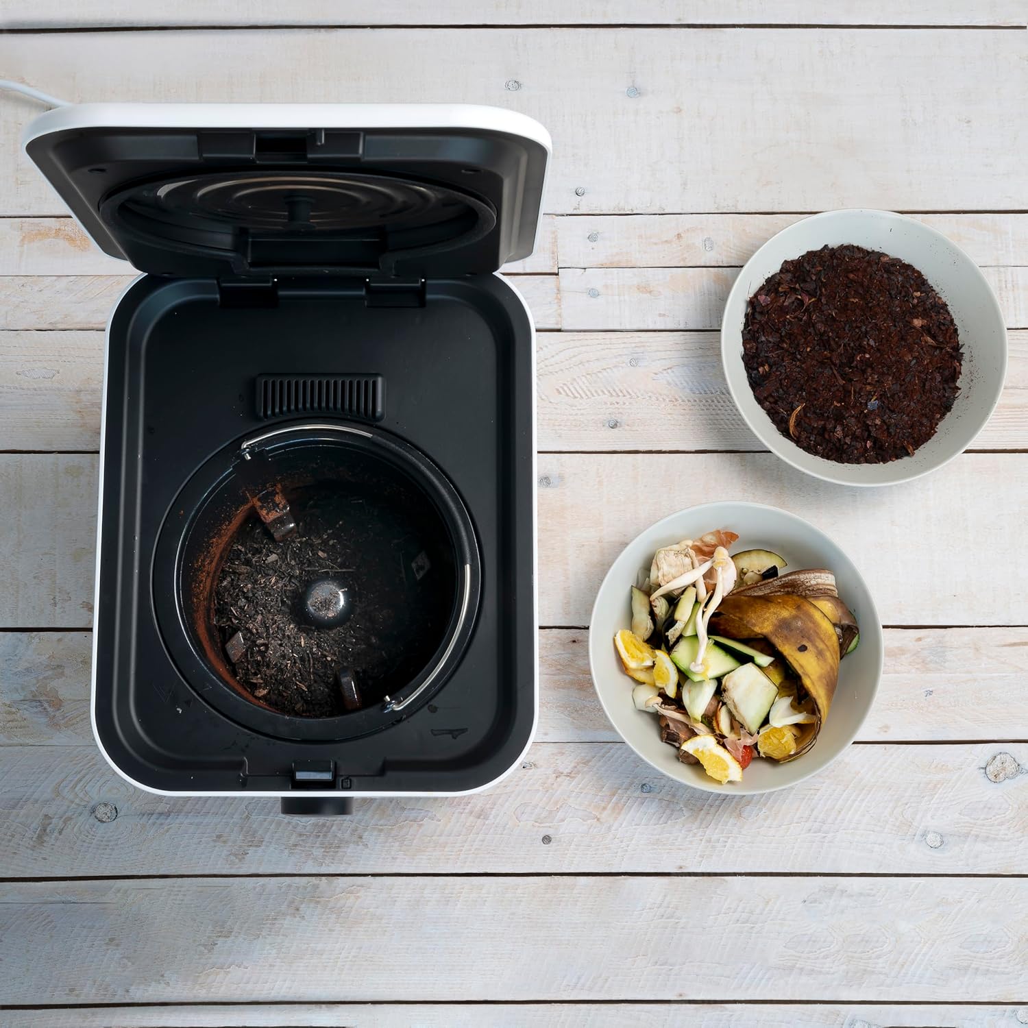 InnovaGoods® 3 Liter elektrischer Küchenkomposter, idealer Komposter für das Recycling von organischen Abfällen, geruchloser Abfalleimer, elektrischer Komposter mit Antihaftbeschichtung.