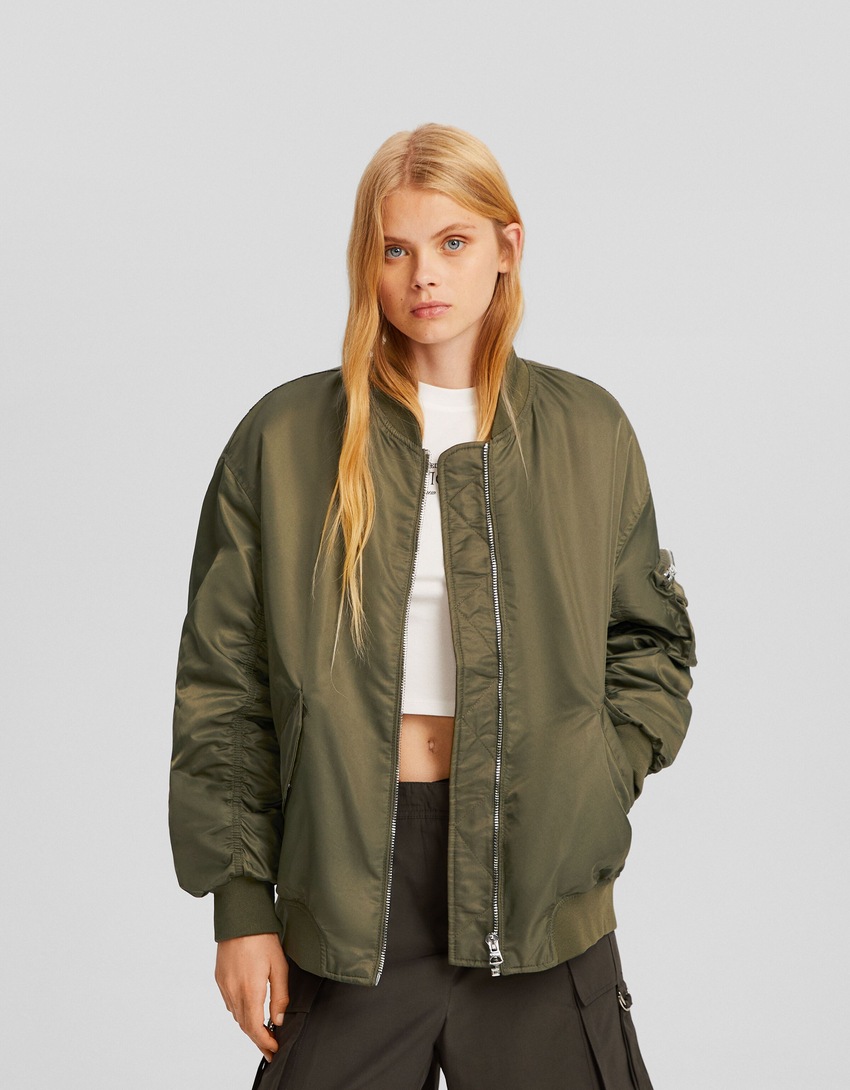 Jaqueta puffer estilo bomber em mistura de nylon