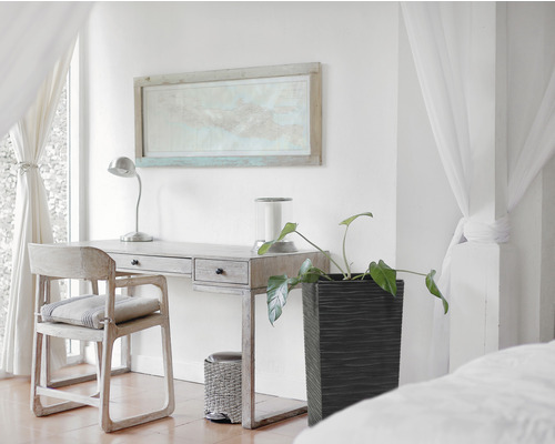 Plantenvaas van gerecycled rubber, 34 x 34 x 66 cm, zwart, inclusief zelfbewateringssysteem.