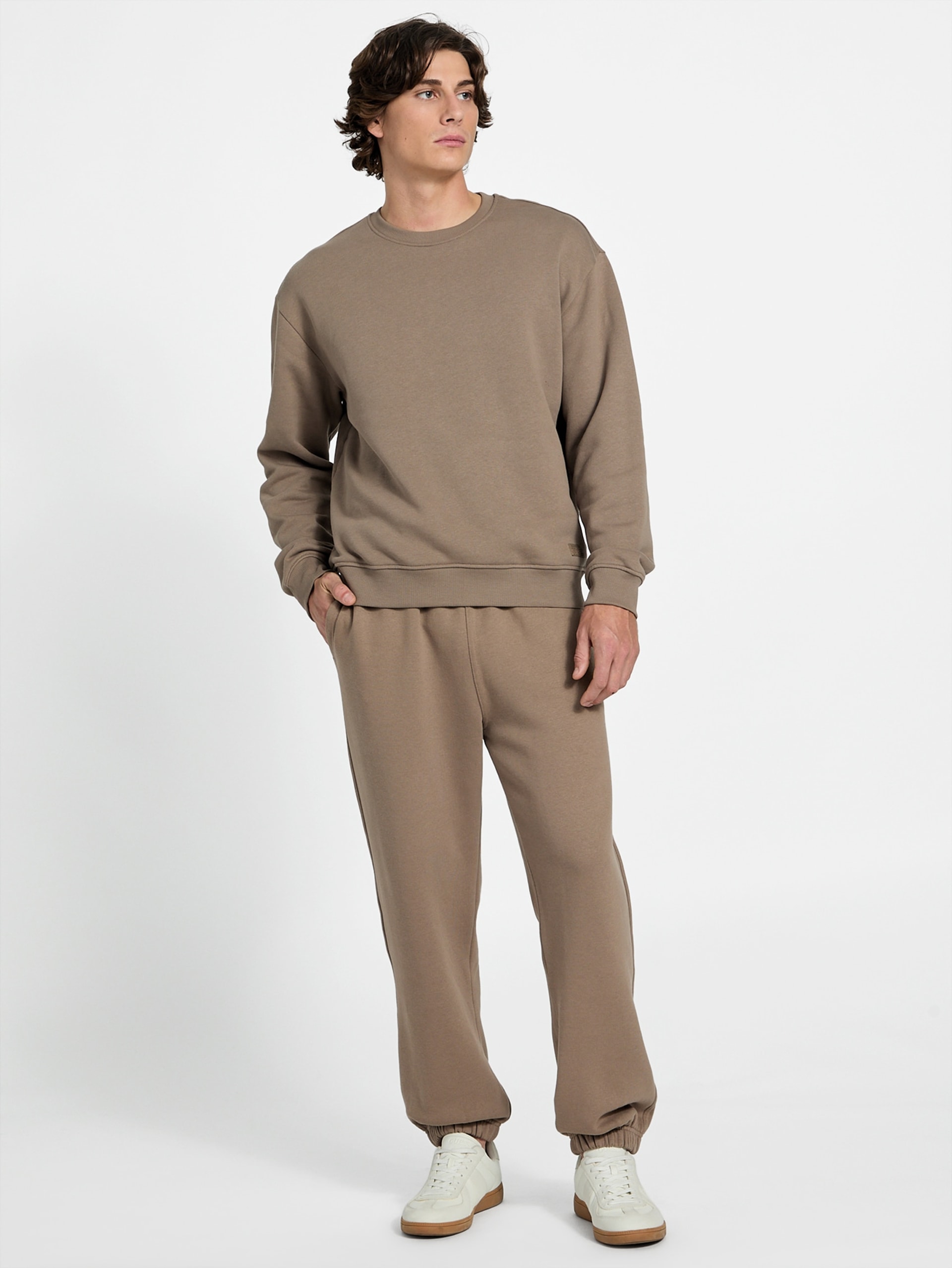 Moletom Eco 1981 Label com gola redonda