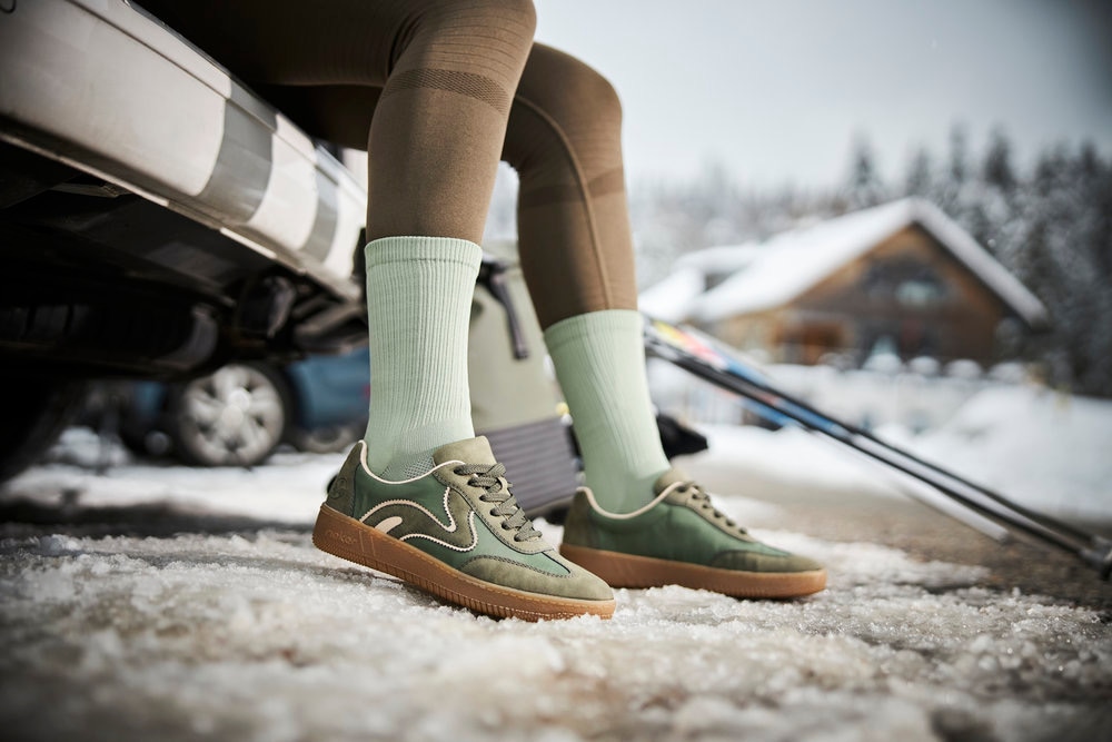 RIEKER Sport Plateausneaker  , Freizeitschuh, Halbschuh, Schnürschuh in veganer Verarbeitung