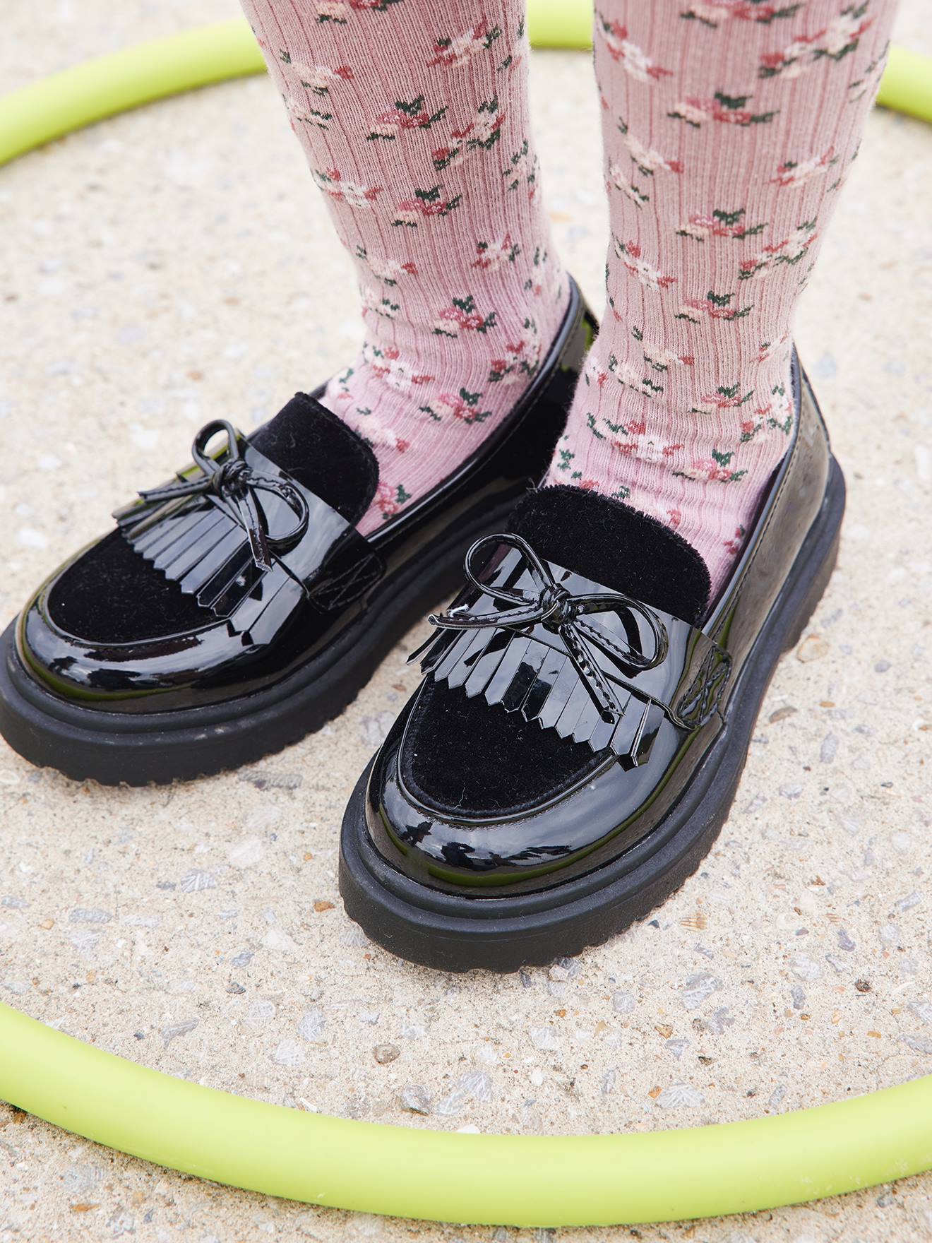 Mocassins Junior em verniz preto
