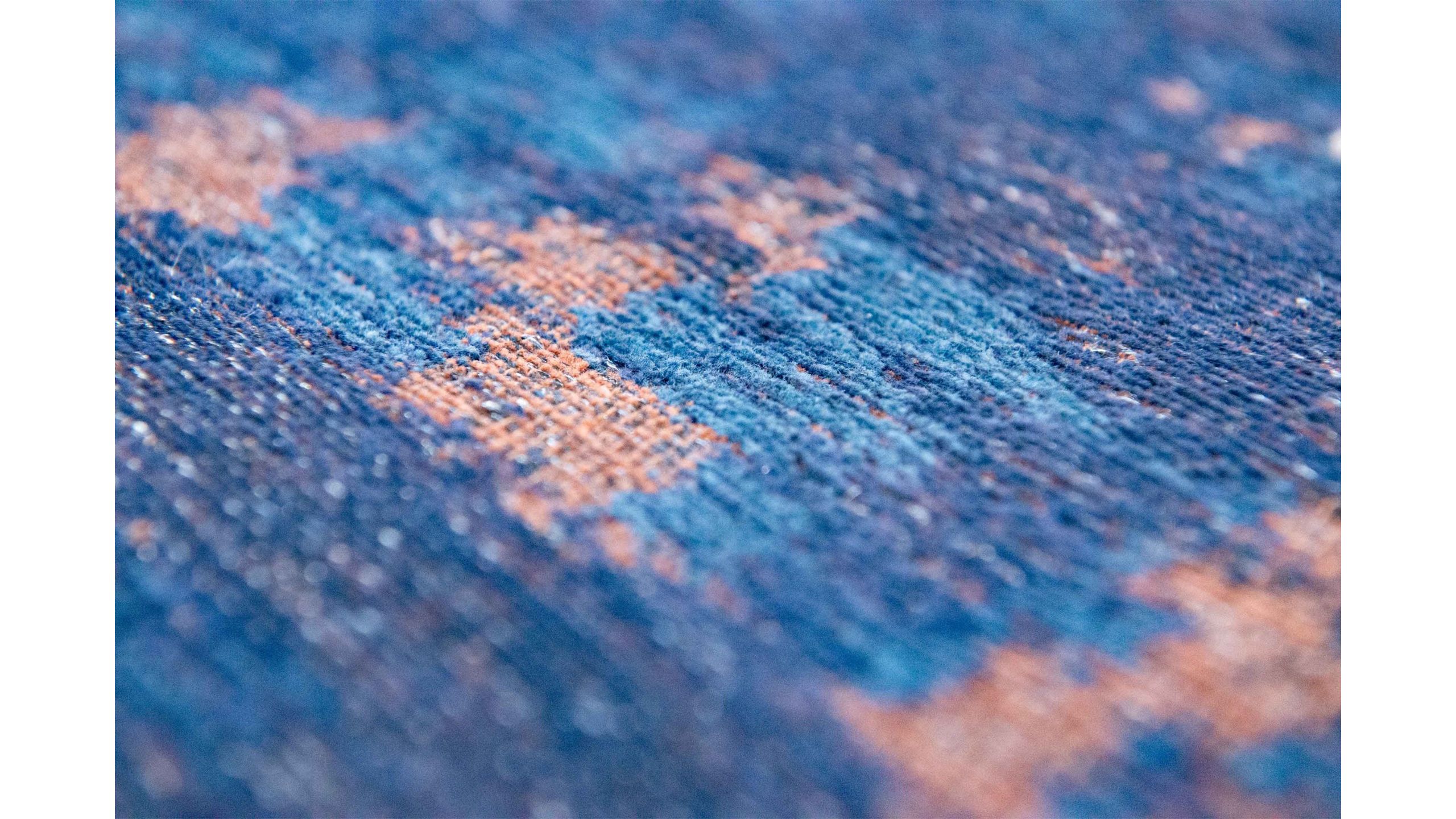 Vloerkleed Sunset Blue 9211 Venetian Dust  | Louis de Poortere