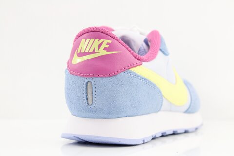 Nike Sneaker