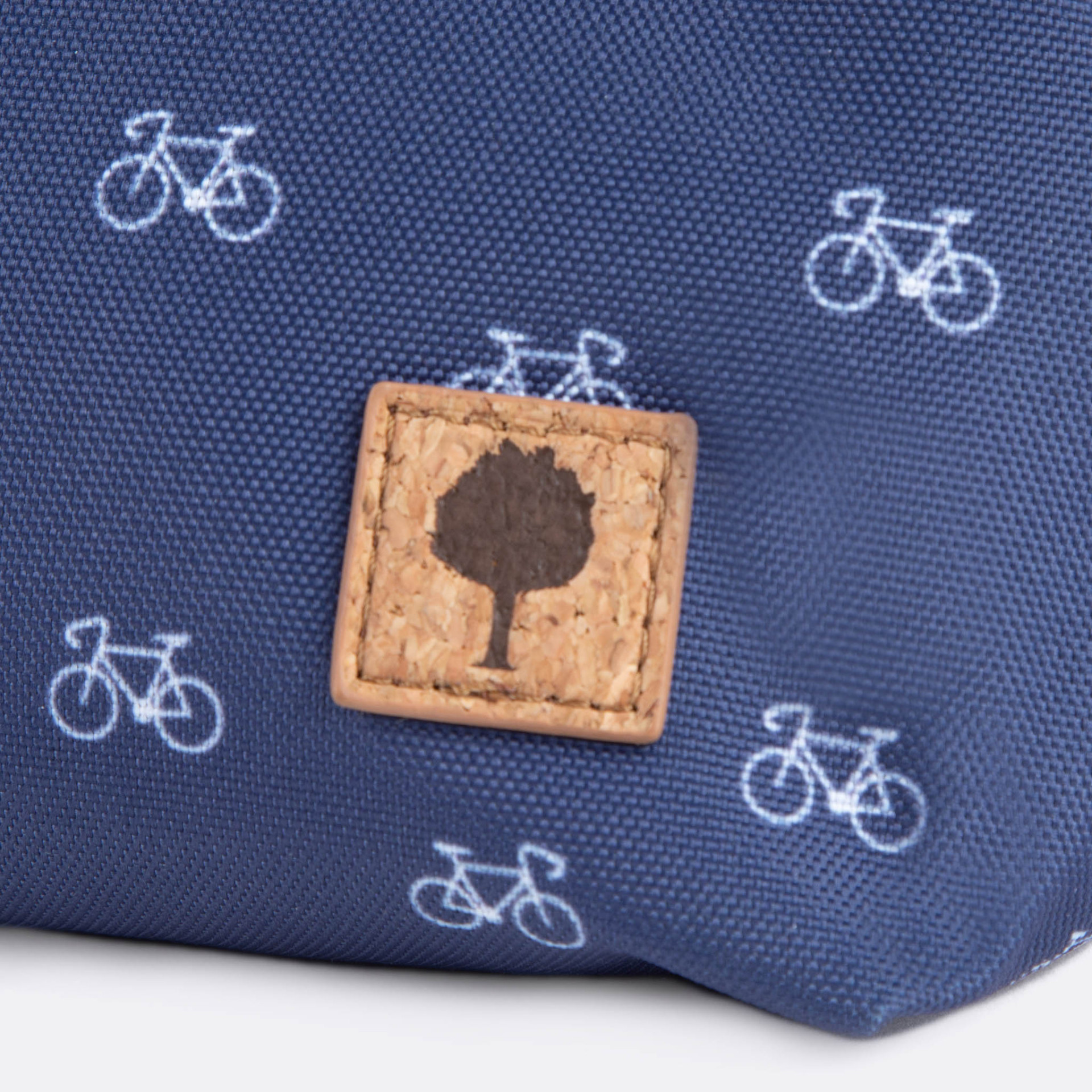 Trousse de toilette bleue vegan polyester recyclé - modèle washbag