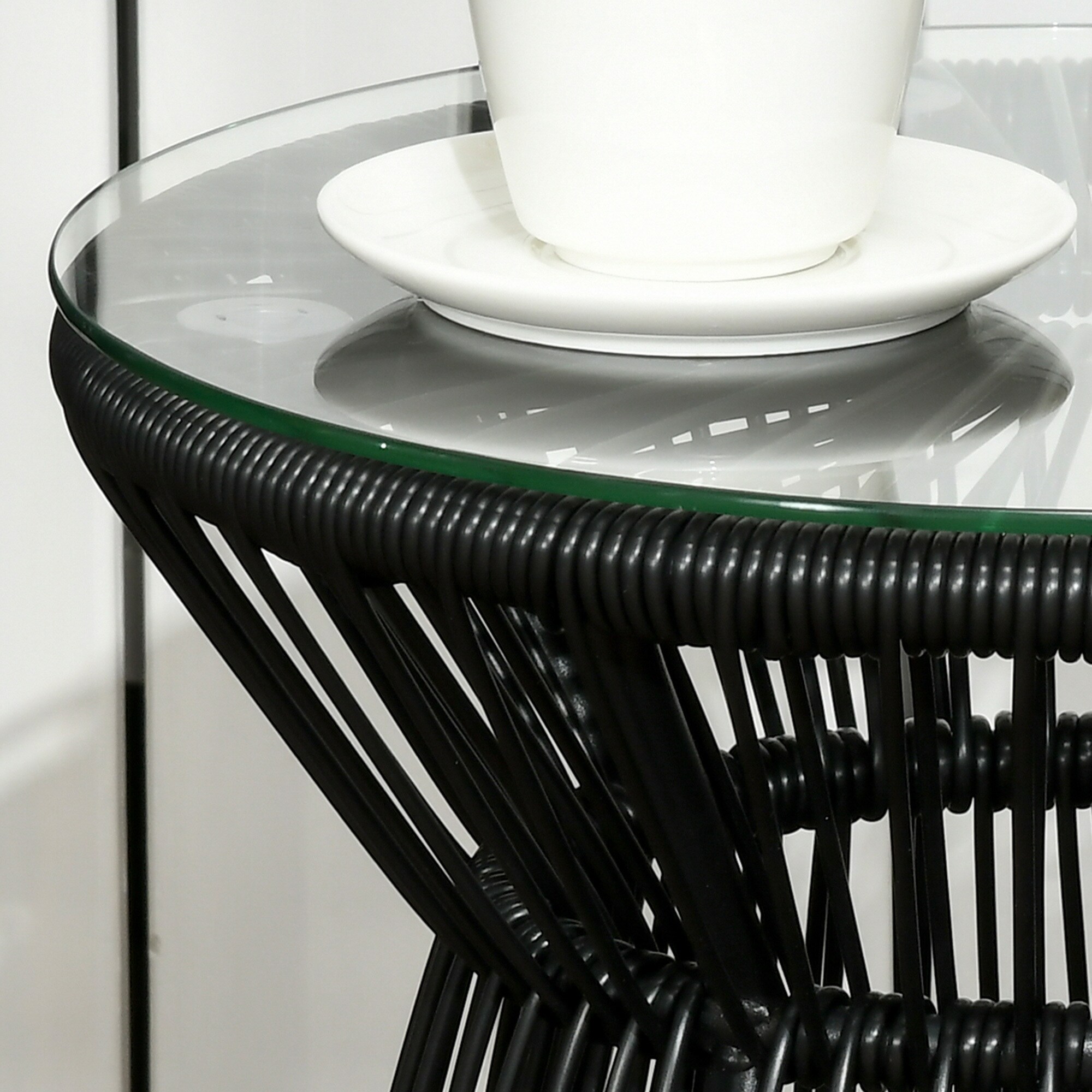 Outsunny Ratten Beistelltisch mit Glastischplatte schwarz 40L x 40B x 42H cm