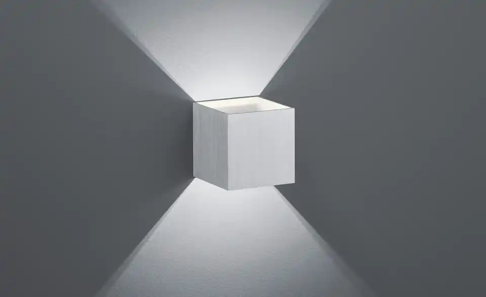 Trio LED Wandleuchte