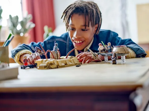 LEGO Star Wars 75396 Ørkenskib og sarlacc-hul