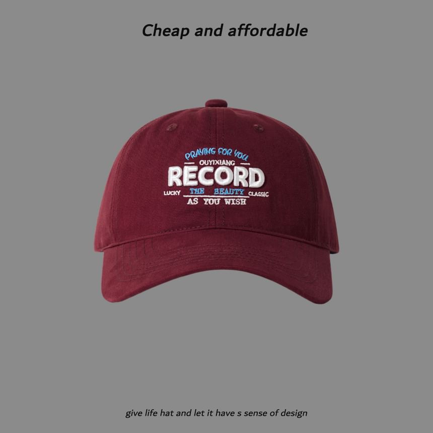 Alpha Kiss - Baseballpet met geborduurde letters