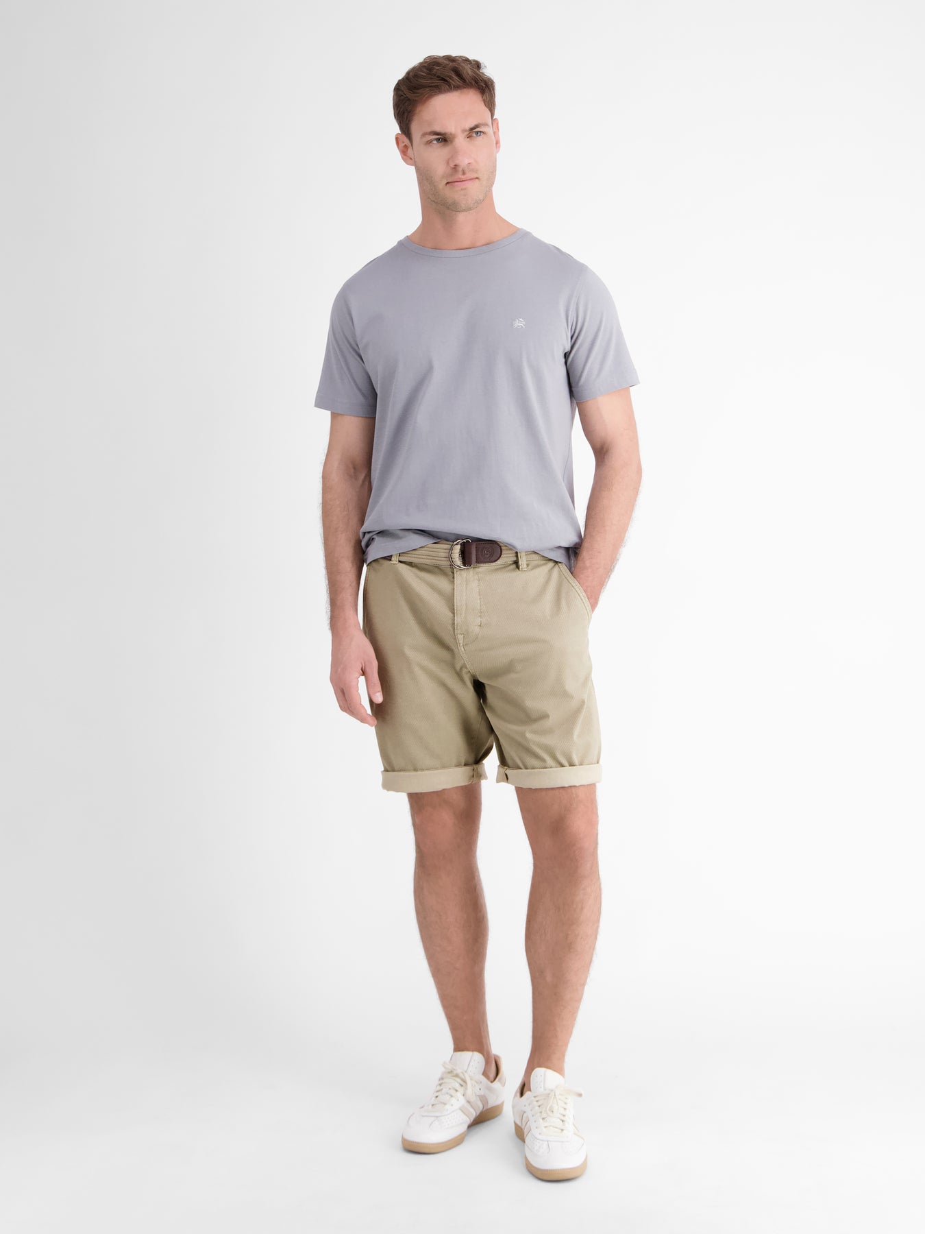 Chino-Bermuda mit Gürtel