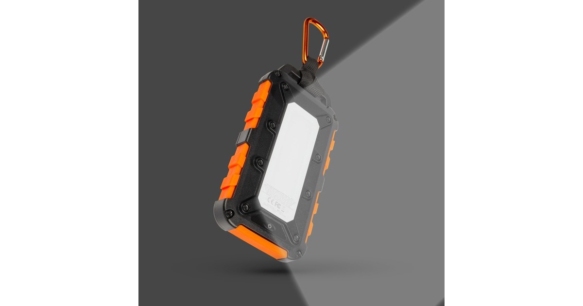 XtormXR104 - Xtreme Solar Powerbank 20W - 10.000 mAh  (Zwart/oranje, Waterproof IPX4)