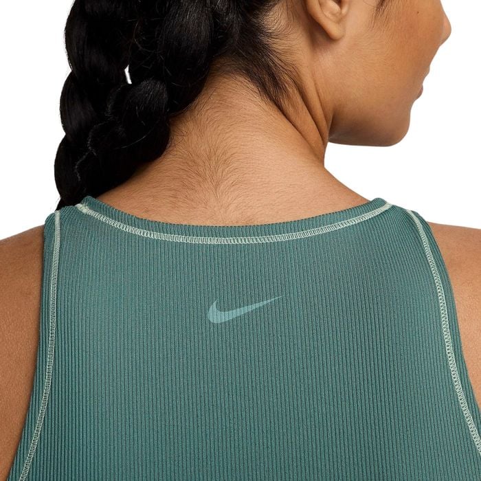 Nike One Fitted Dri-FIT Tanktop Dames