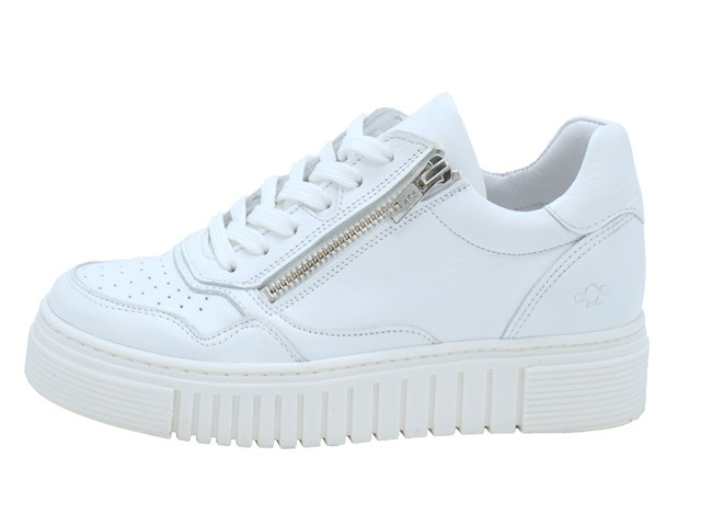 AQA Sneaker