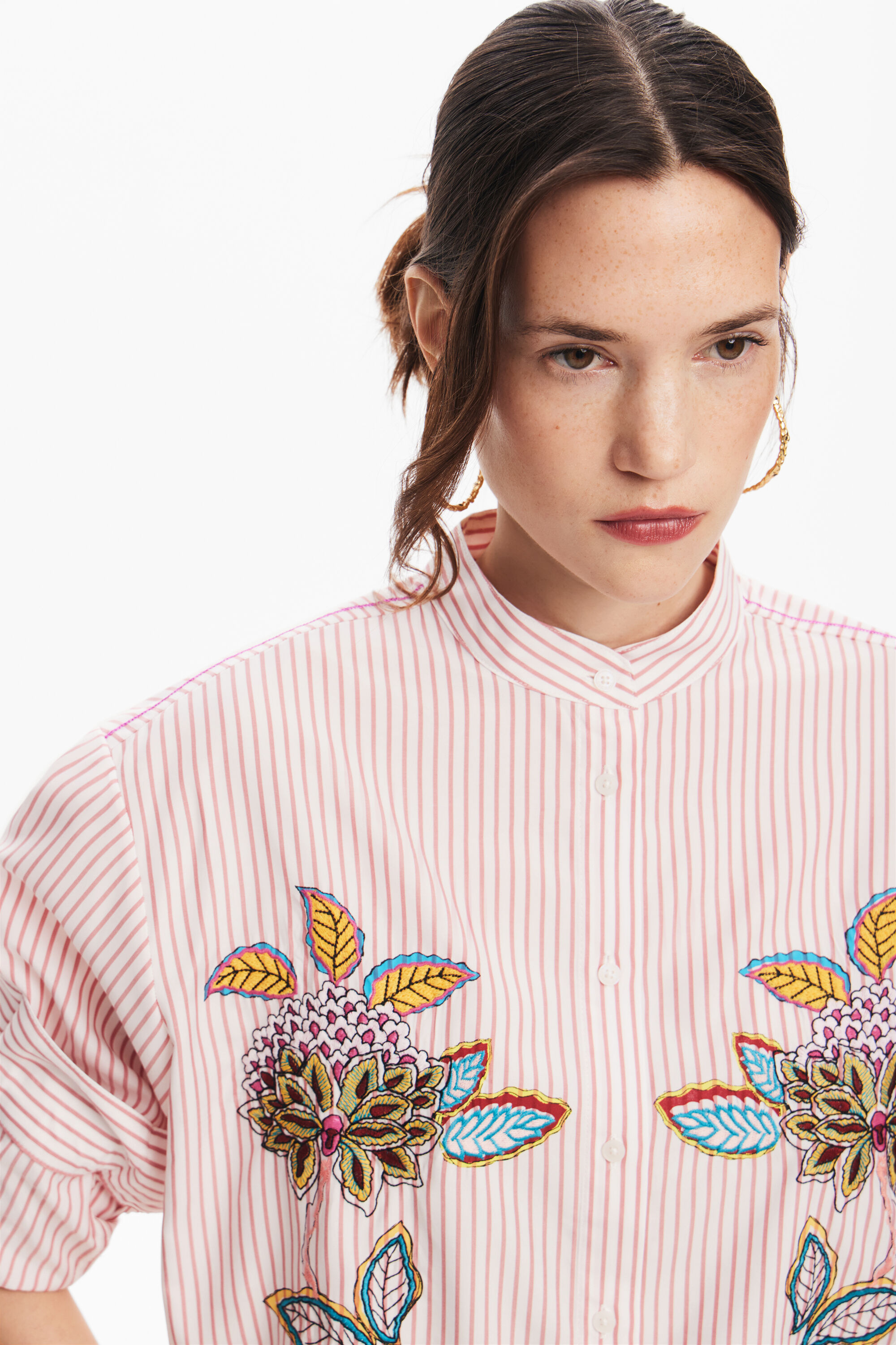 Camisa listrada floral