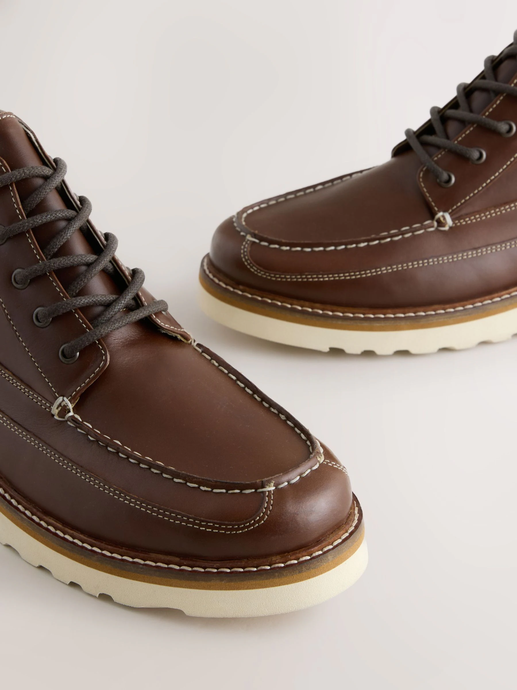 Bruin - Wedge Apron Toe Leather Boots