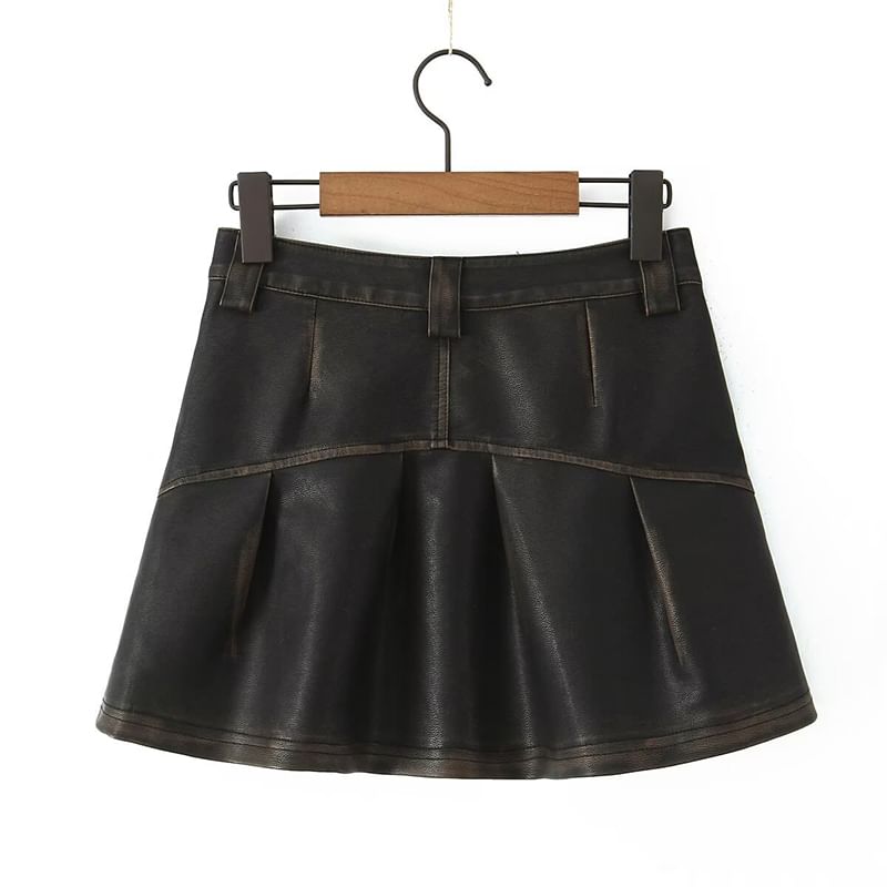 SugaYuja - Hoge taille, gewassen, geplooide, imitatieleren mini-A-lijn rok