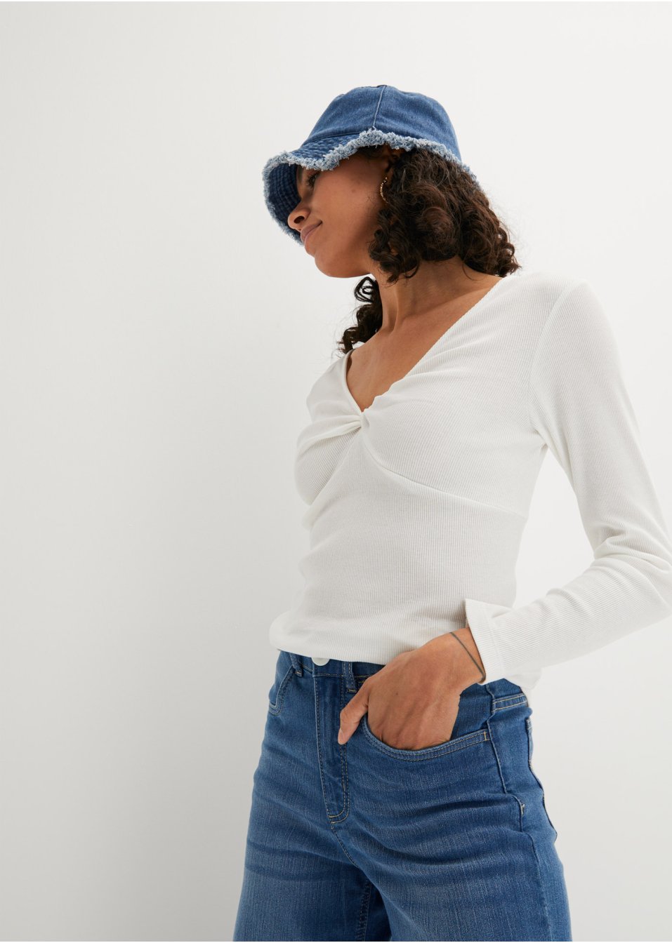 T-shirt manches longues avec détail nœud