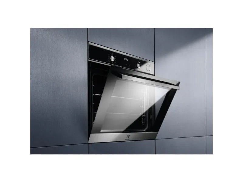 Electrolux SteamCrisp 700 EOC5E70X - Ovn - til indbygning - niche - bredde: 56 cm - dybde: 55 cm - højde: 57.8 cm - med selv-rengøring - Klasse A - rustfrit stål