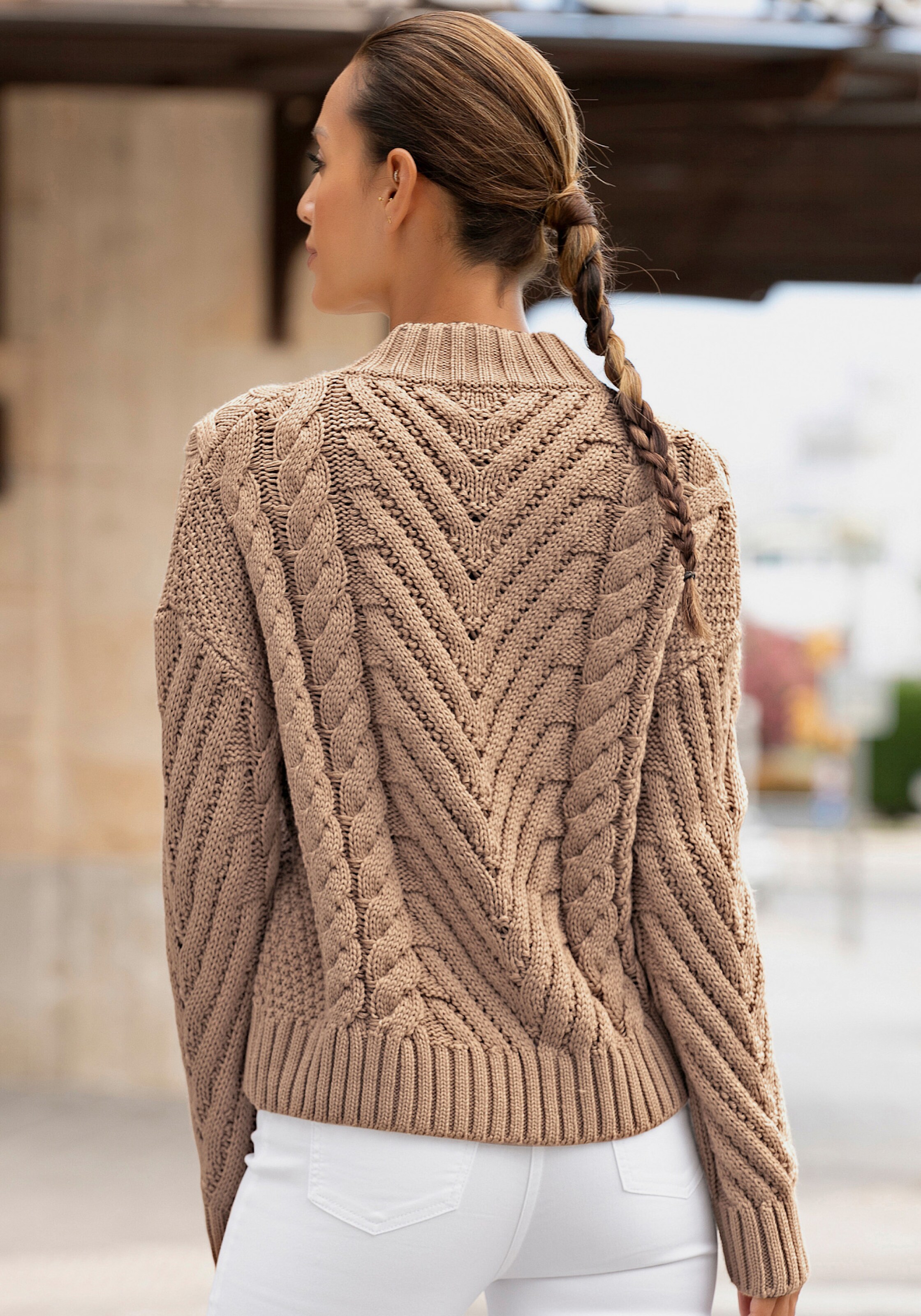 Stehkragenpullover
