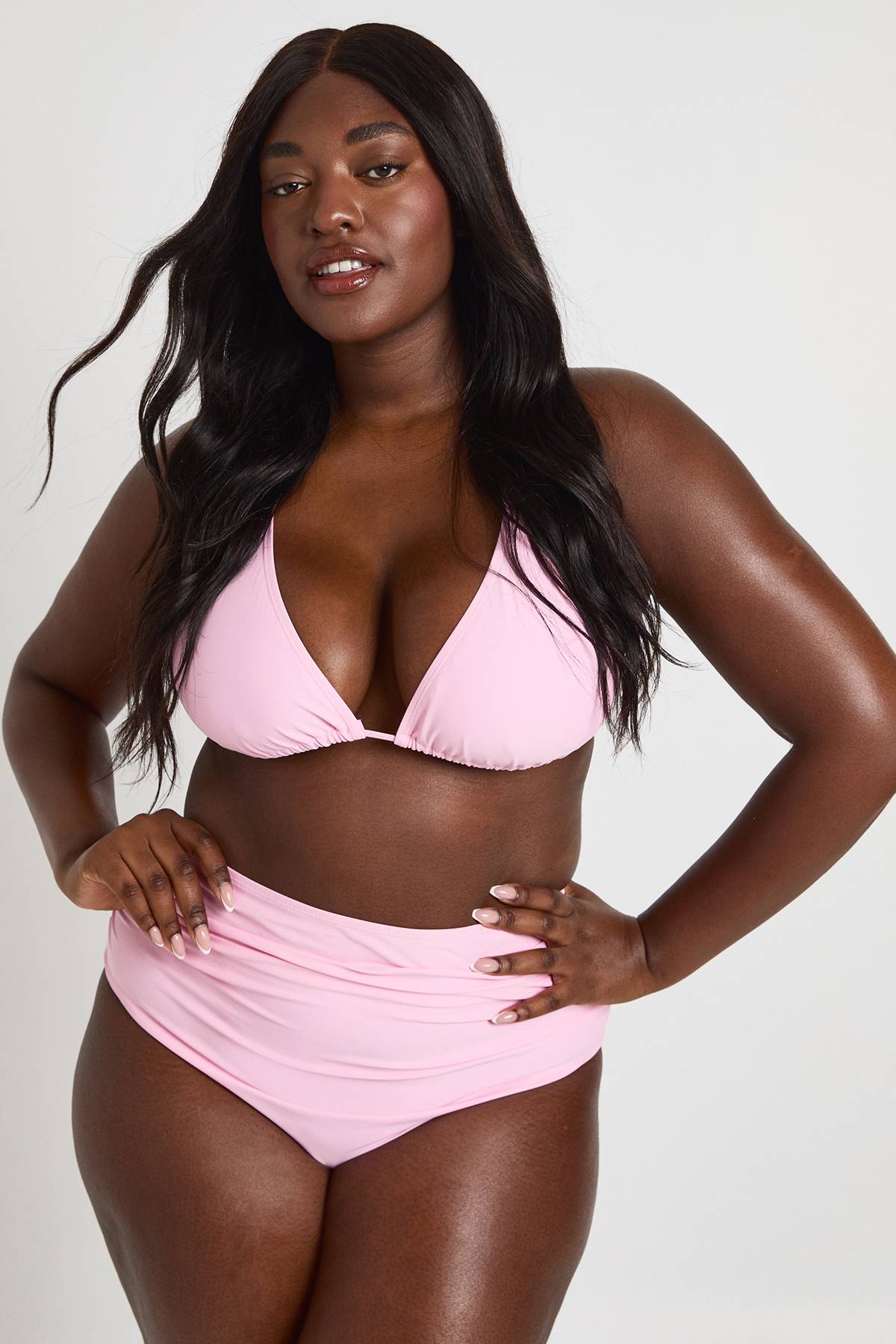 boohoo Haut De Bikini Triangle Plus Essentials