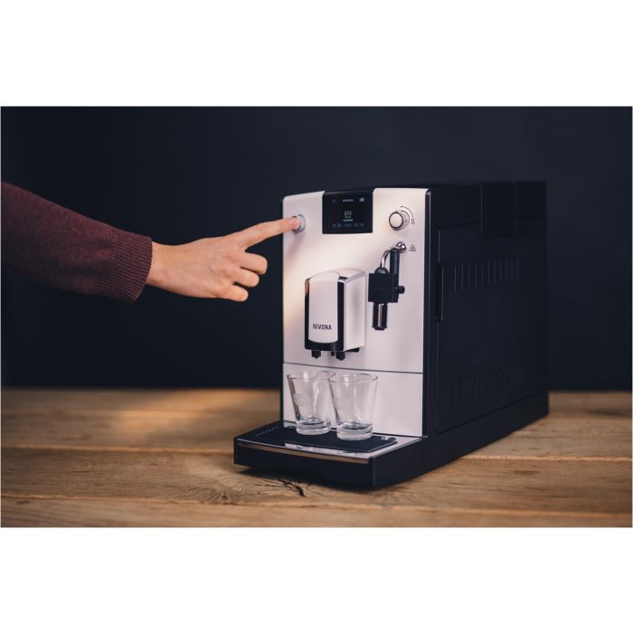 Nivona Kaffeevollautomat CafeRomatica NICR 560 // 1kg Nivona Kaffee gratis
