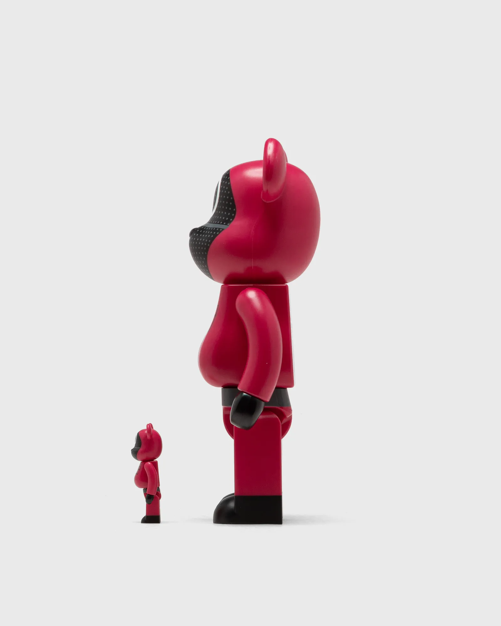 MEDICOM BEARBRICK 400% SQUID GAME WORKER 2-PACK