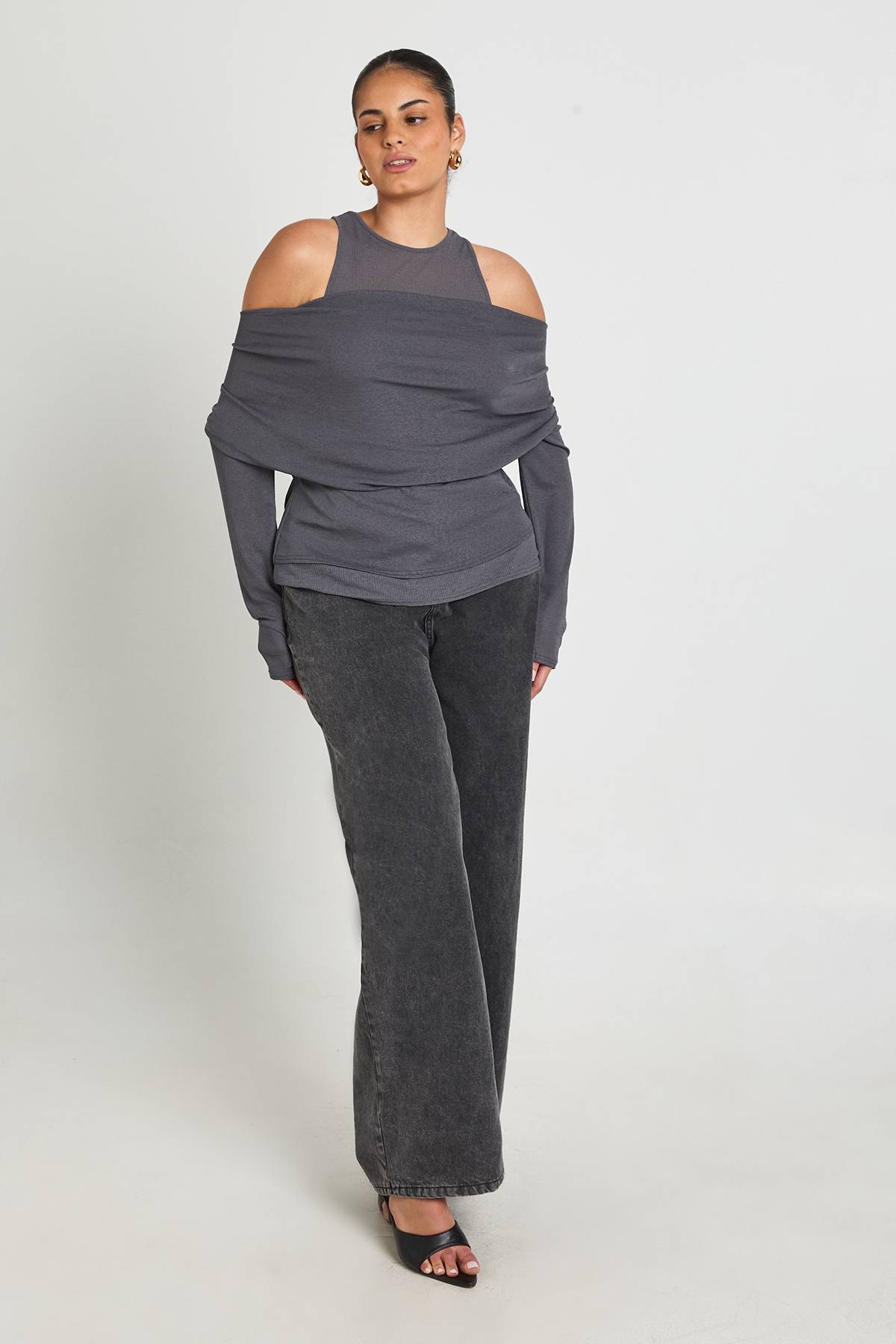 boohoo Haut Grande Taille À Manches Longues Asymétrique Effet Superposé 2-en-1