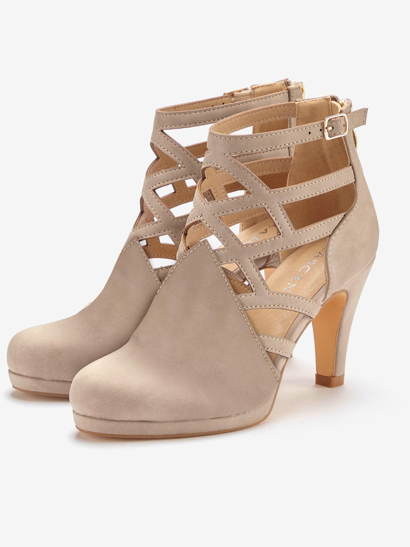 Bottines d'été à découpes tendance