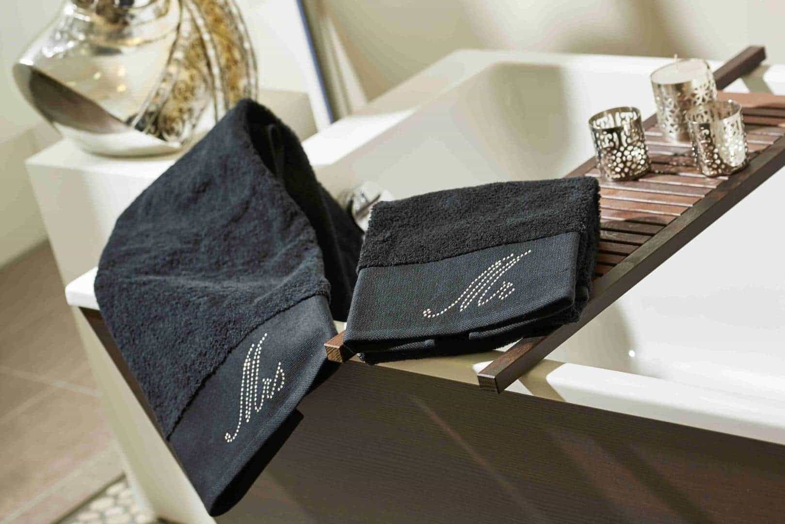 Ht Black Line Stone Mrs. B10-501-4203