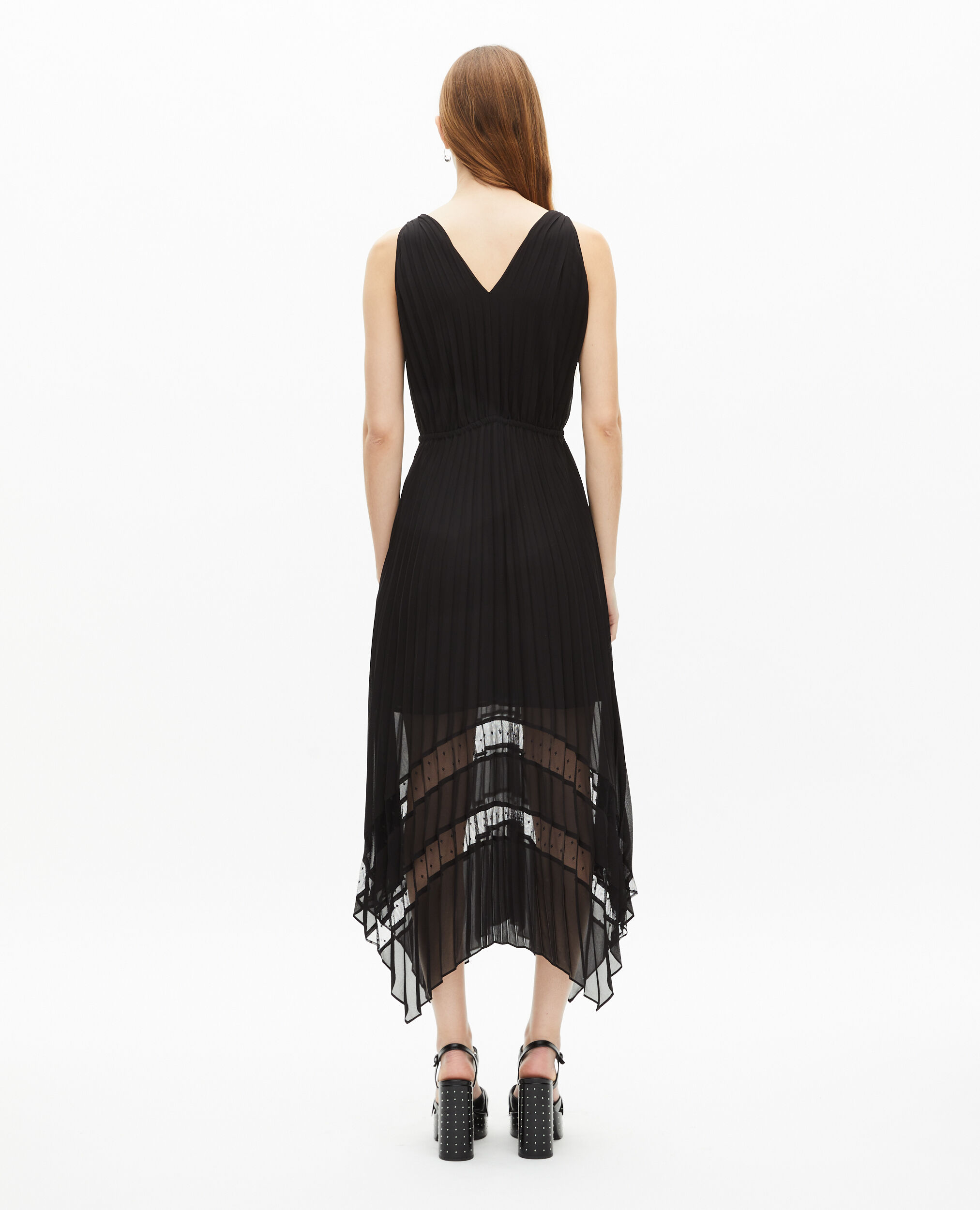 Robe longue plissée noire