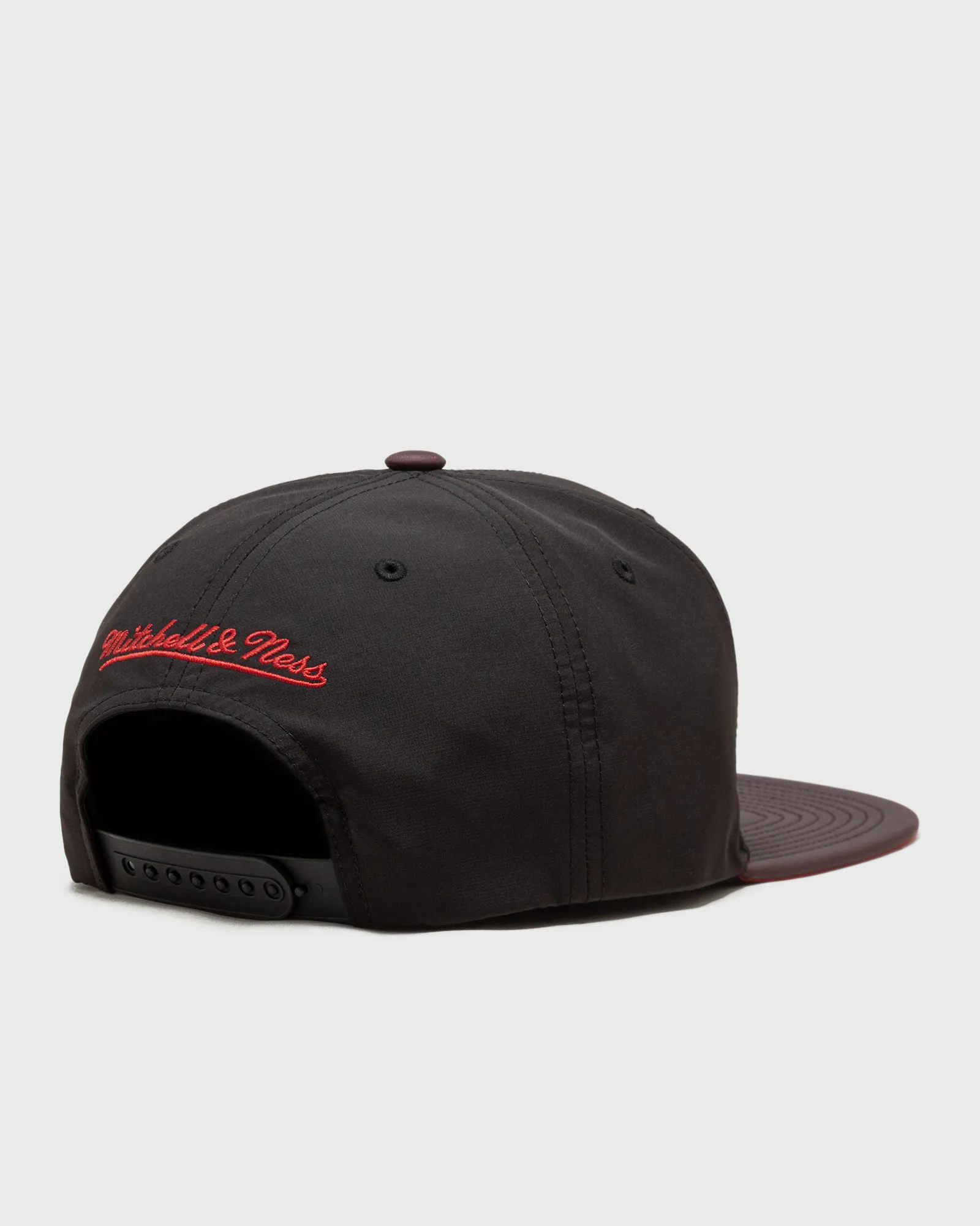 Mitchell & Ness NBA HEAT UP SNAPBACK CHICAGO BULLS