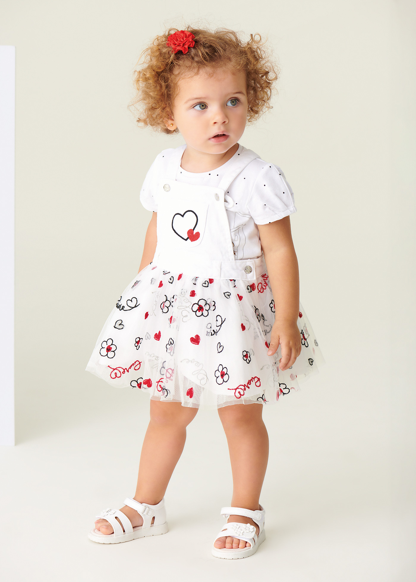 Macacão infantil com saia de tule