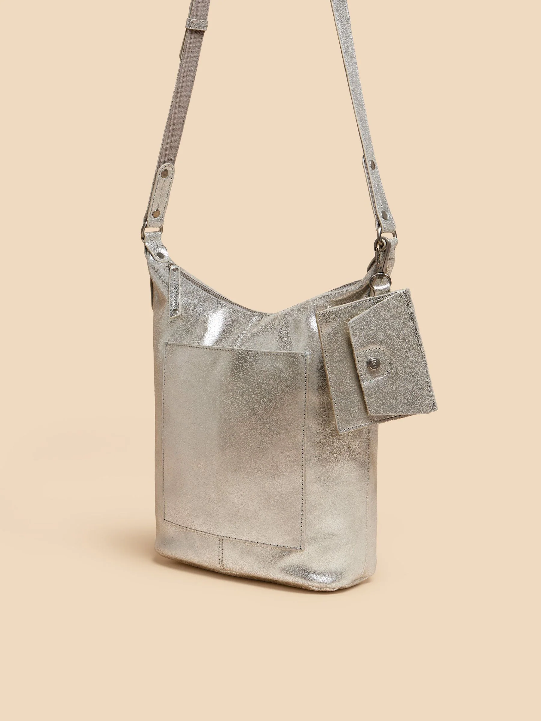 Zilver - White Stuff leren Fern crossbodytas