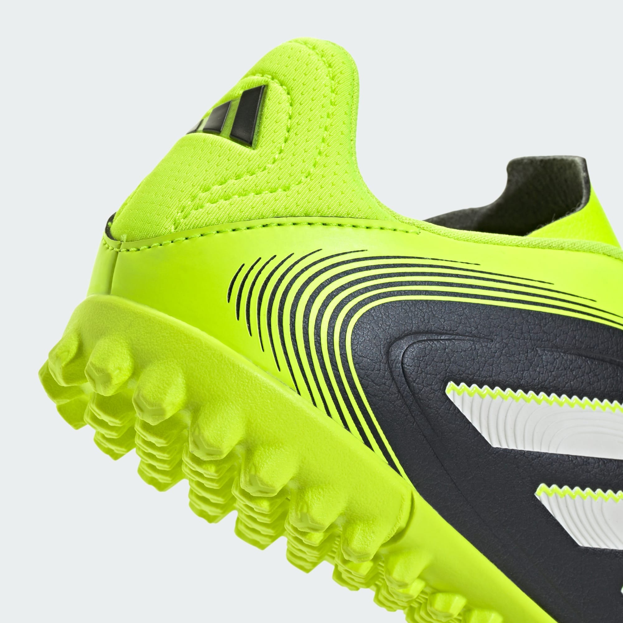 Copa Pure III Club TF Junior Core Black/Cloud White/Lucid Lemon